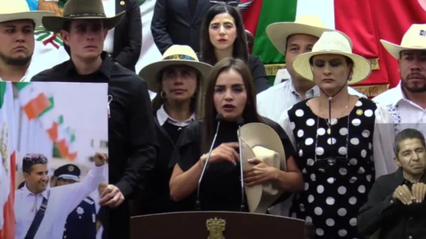 Amenazan de muerte a Grecia Quiroz, viuda del alcalde asesinado Carlos Manzo