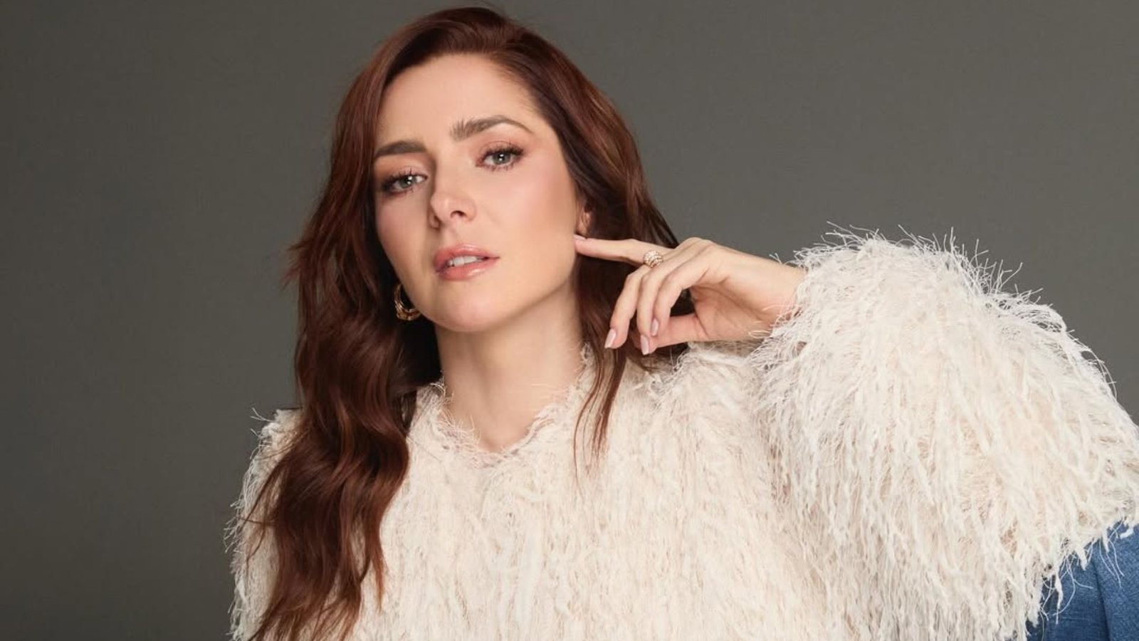 Ariadne Díaz impacta con radical cambio de look