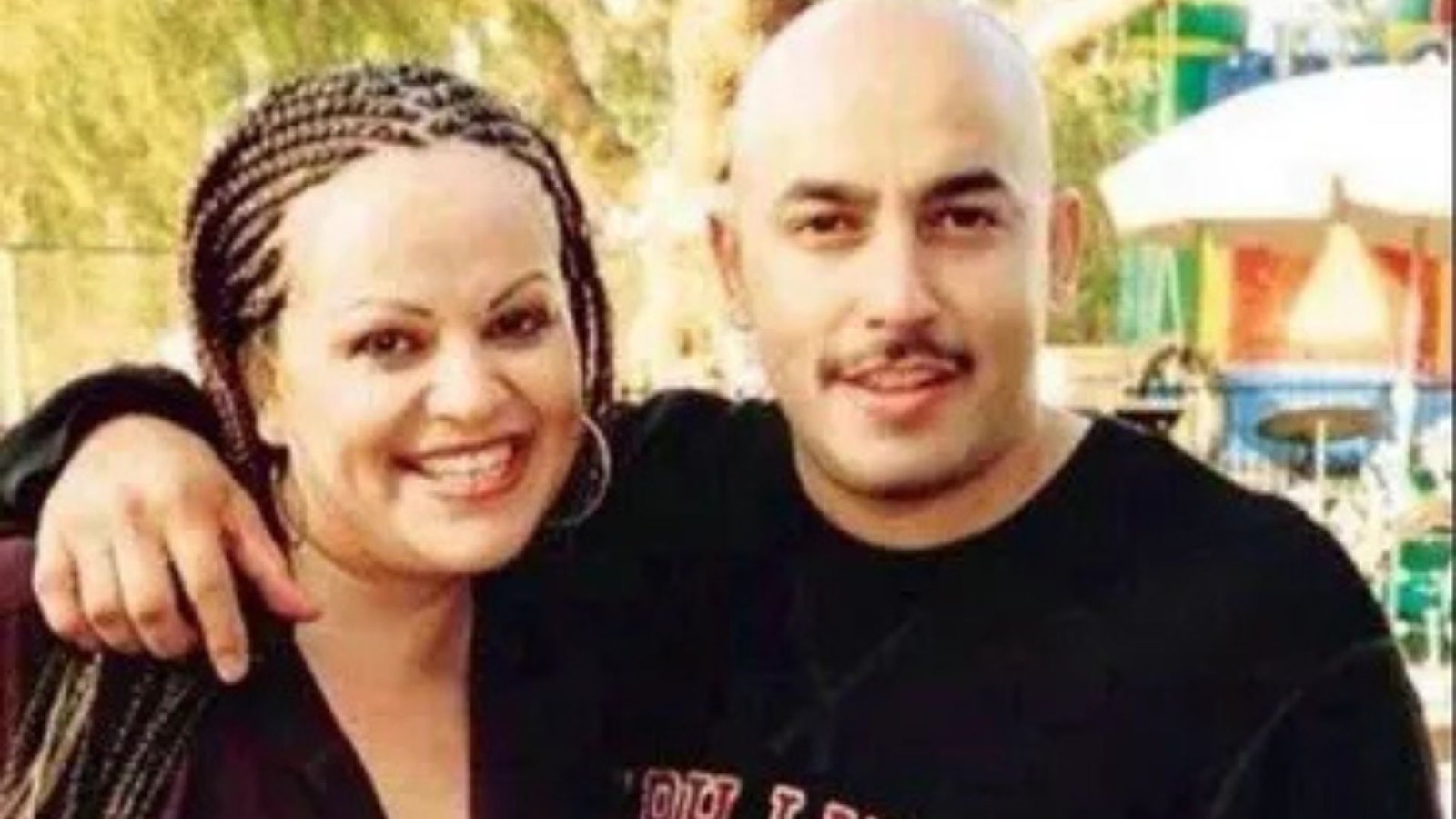 Filtran fotos inéditas de los restos de Jenni Rivera en brazos de Lupillo