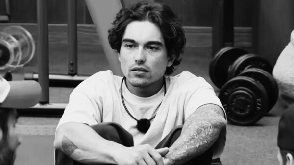 Sergio Mayer Mori en La Granja VIP fuma tabaco, no drogas, aclara Manola Diez