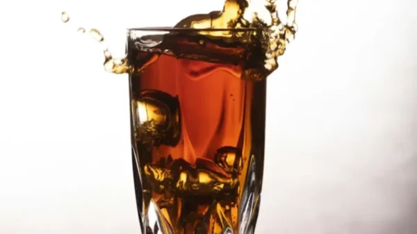 Sube la Coca-Cola y Pepsi; Esto costarán los refrescos en 2026 tras alza de impuestos