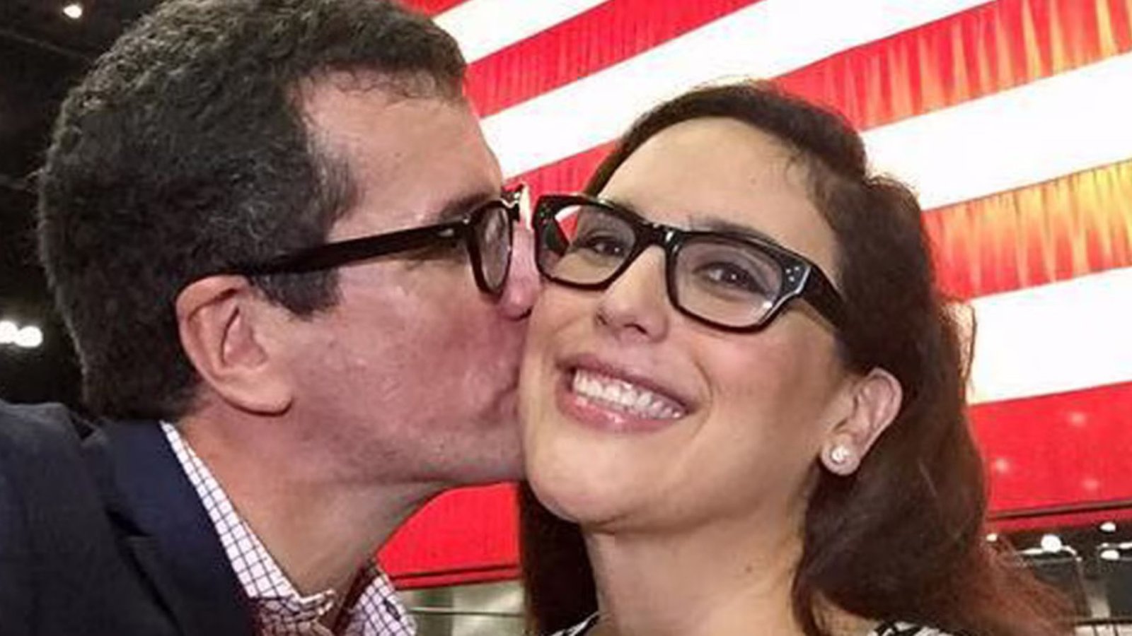 Se viraliza video de Otto Padrón incapaz de recordar cuándo se enamoró de Angélica Vale