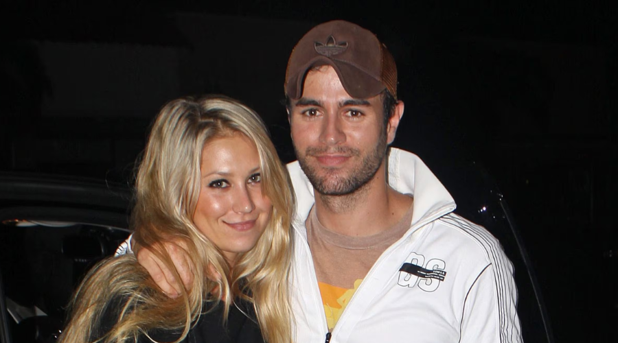 Enrique Iglesias y Anna Kournikova anuncian el nacimiento de su cuarto hijo con una tierna fotografía