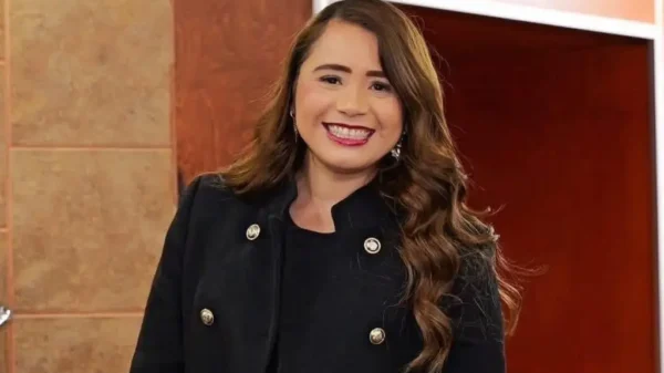 Retienen a diputada de Morena con dólares sin declarar en frontera con EU; le decomisan el dinero