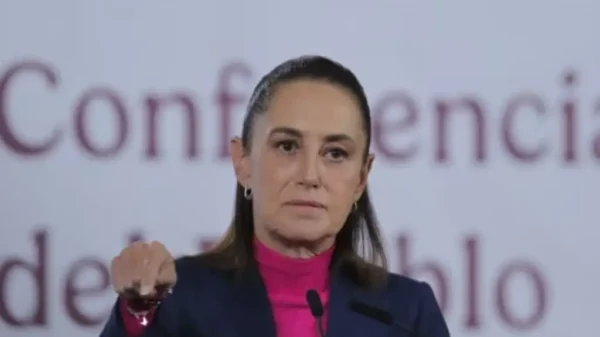 Sheinbaum se reúne otra vez con líderes de Morena, por reforma electoral