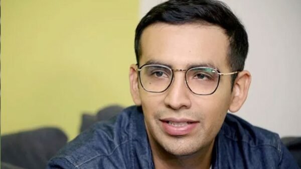 El Capi Pérez desata polémica tras golpear botarga