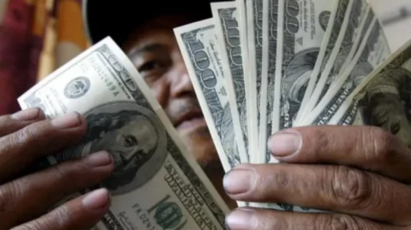 Remesas caen en 2025 al nivel más bajo de su peso en el PIB desde 2009, ¿por que?