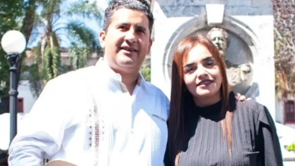 Grecia Quiroz denuncia persecución política; 'No les bastó callar a Carlos', acusa