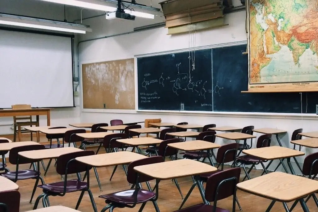 Estos son los estados que suspendieron clases por violencia, tras muerte de ‘El Mencho’