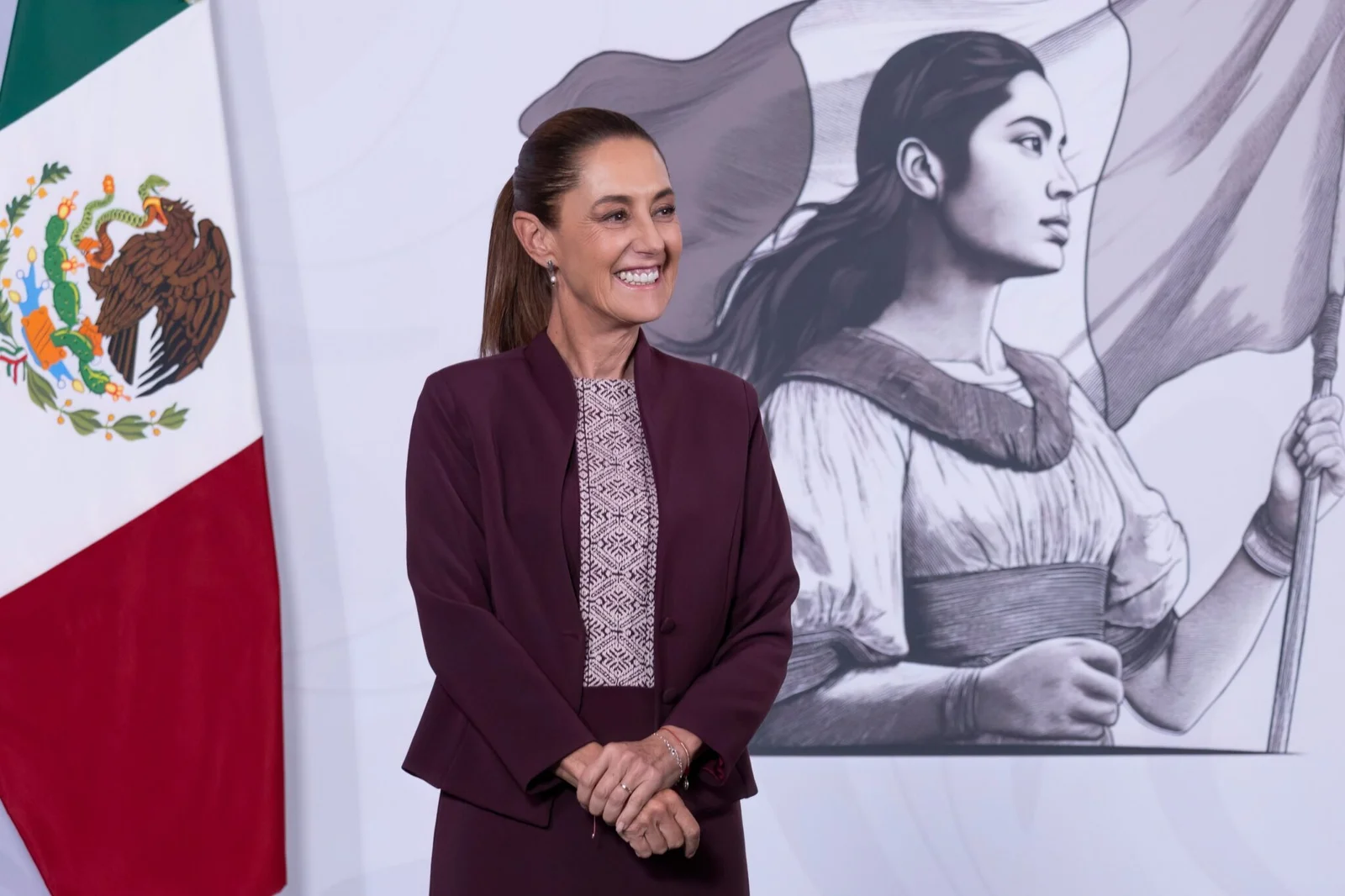 Fija Sheinbaum meta de 2.5 millones de vacunas semanales