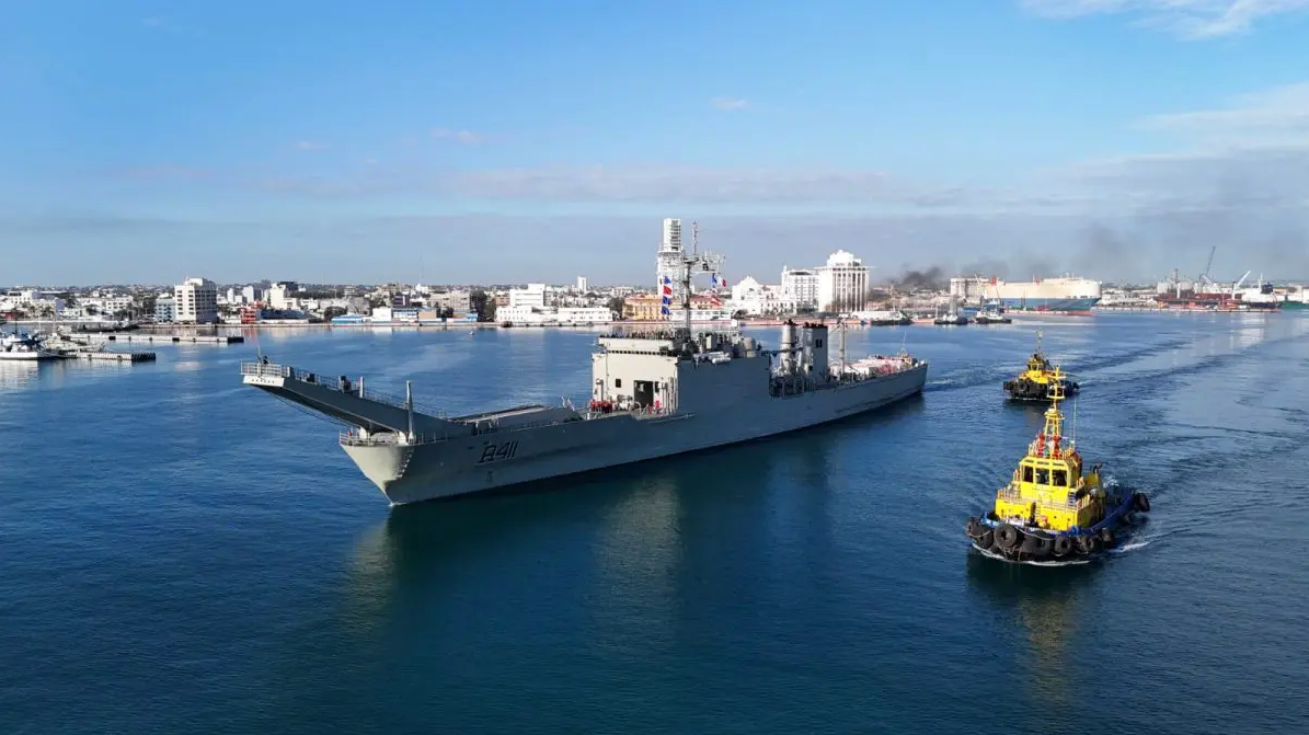 México envía más de 814 toneladas de ayuda humanitaria a Cuba en dos buques de la Armada