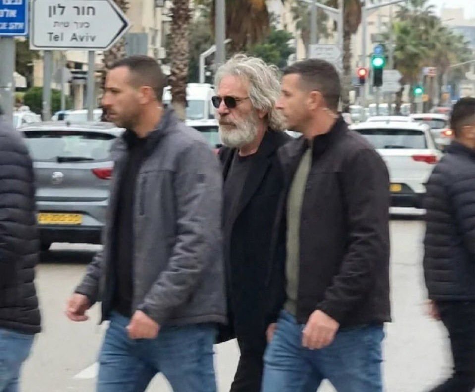 No, Epstein no está vivo en Tel Aviv: la imagen fue generada con IA