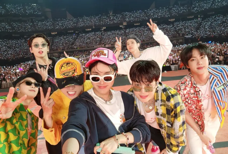 BTS en cines de México: Fechas, precios y cómo comprar boletos en preventa para el World Tour “Arirang”