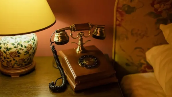 De la voz por cable a las redes inteligentes, 150 años de la primera llamada telefónica