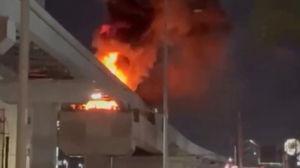 Se incendia equipo en obras del Metro en Nuevo León; descartan lesionados