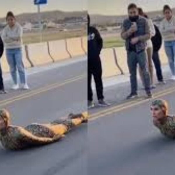 Mujer “therian” se arrastra como serpiente en plena carretera y provoca caos