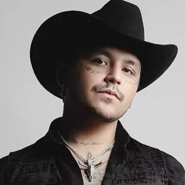 ¿Christian Nodal plagió su canción ‘Incompatibles’? Las comparaciones que desataron polémica