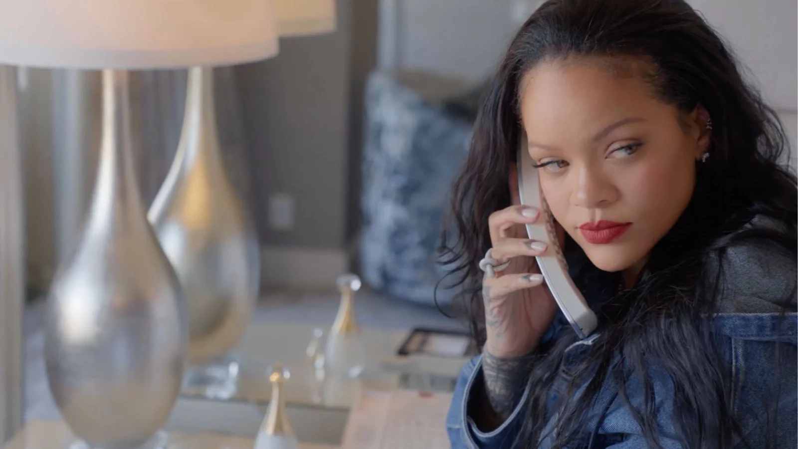 Disparan contra mansión de Rihanna en Beverly Hills