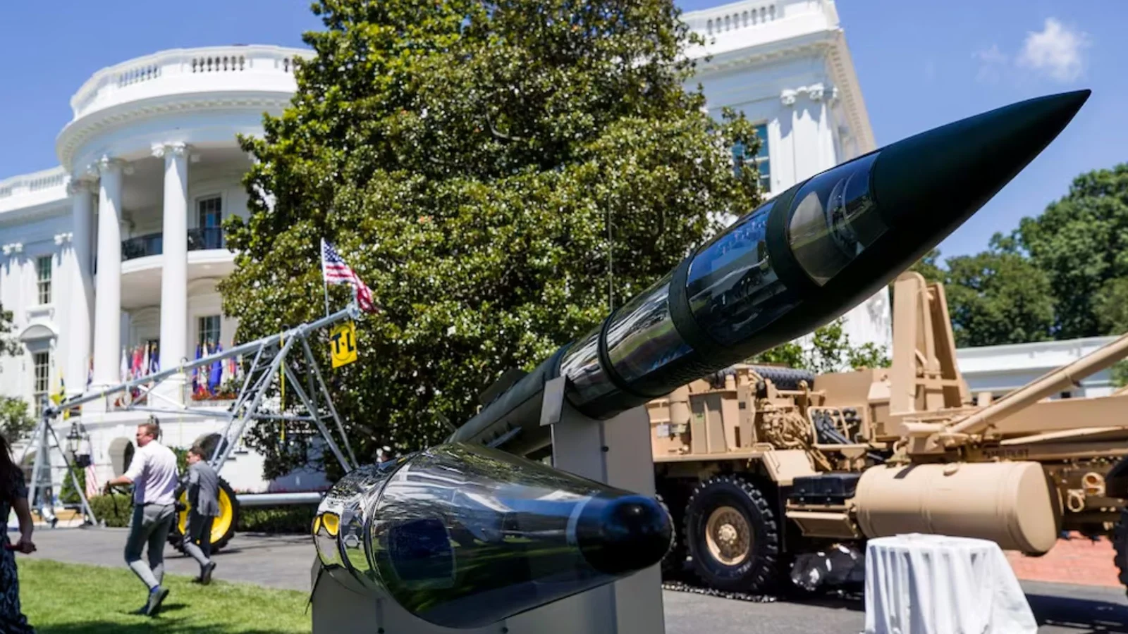 EU aprueba venta urgente de armas por guerra con Irán