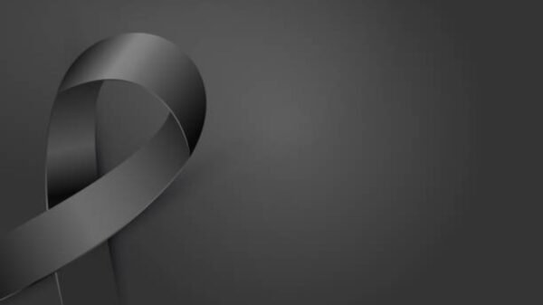 Tragedia en el teatro: muere a los 15 años el actor Jarod Rhodes