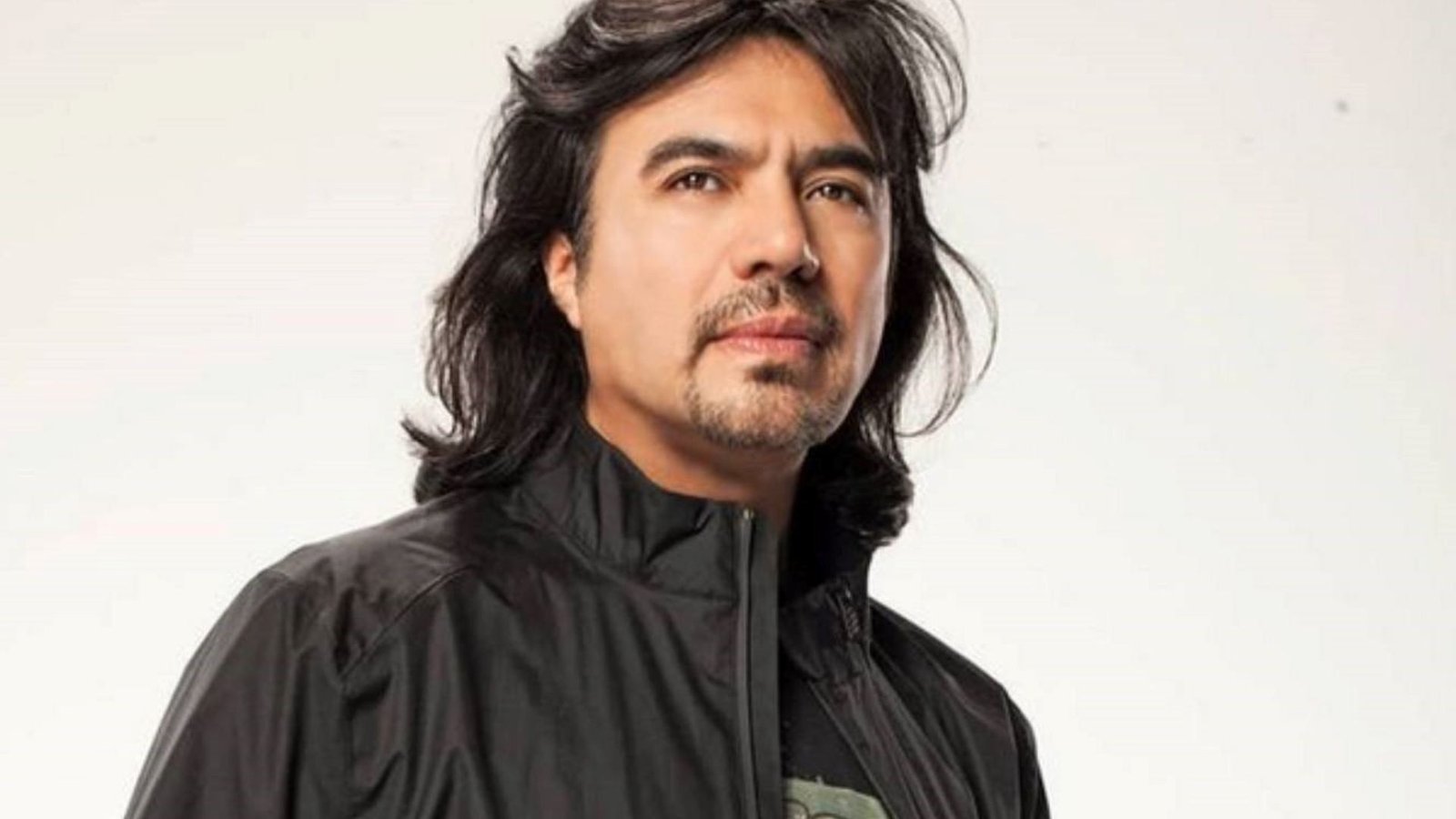 Líder de Los Temerarios amenaza con demandas por memes y uso de su logo