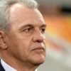 Captan a Javier Aguirre en fuerte discusión con seguridad