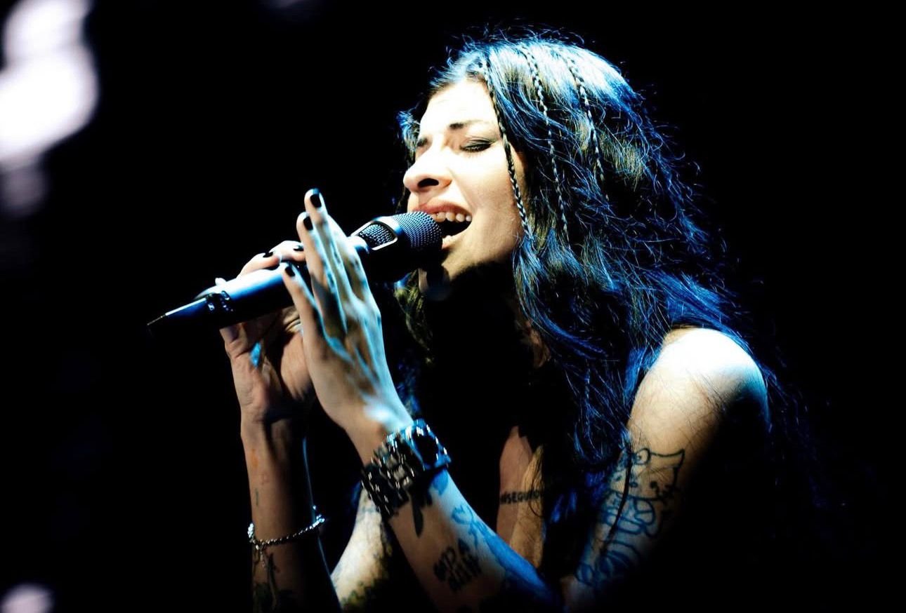 “Ley Cazzu”: la propuesta que quiere frenar el control de padres que no cumplen