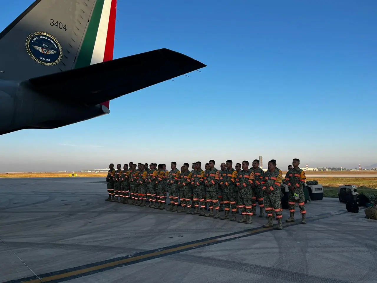 Despliegan a especialistas del Ejército para rescatar a mineros atrapados en Sinaloa