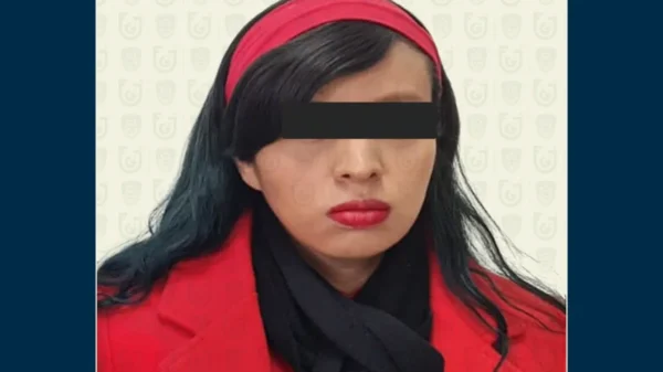 Capturan a maestra por imágenes íntimas de sus hijas en CDMX