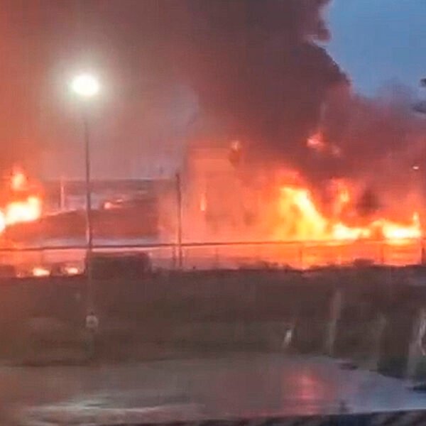 VIDEO: Así inició el incendio en la refinería Olmeca de Dos Bocas