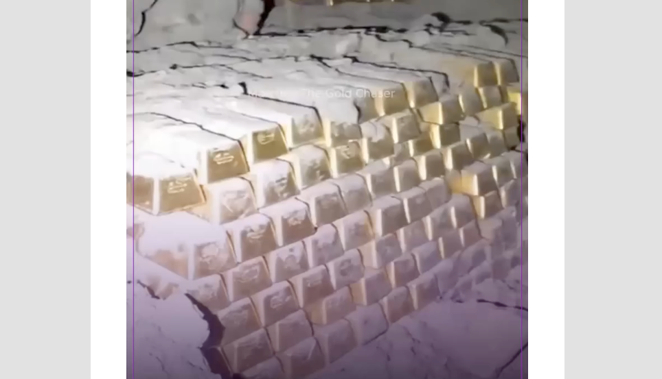 Hallazgo increíble: hombre encuentra cientos de lingotes ocultos bajo su casa