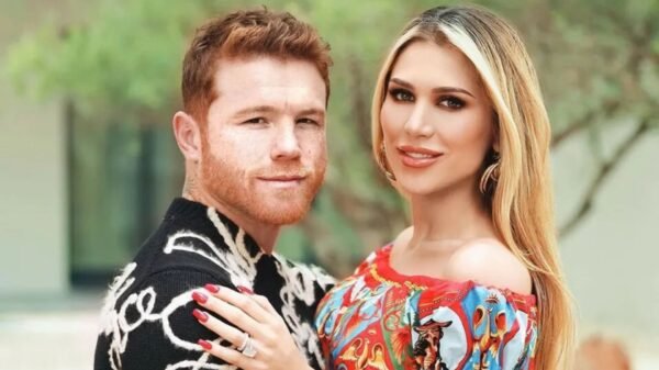 Canelo Álvarez presenta a su bebé Eva Victoria con fotos inéditas