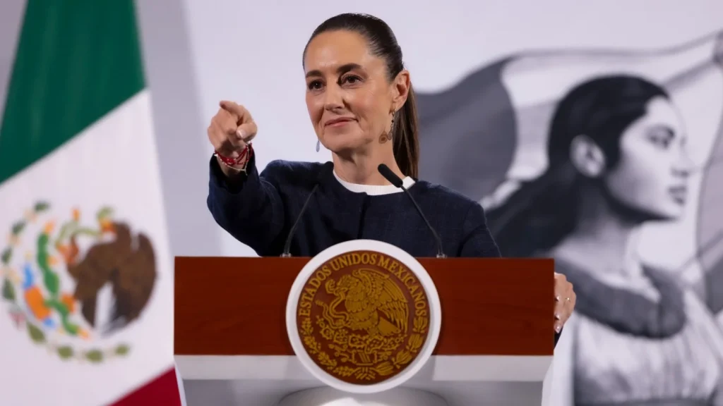 Sheinbaum admite caída del precio del maíz y anuncia más apoyos al campo