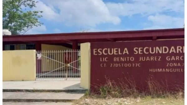 Alumno apuñala a maestro dentro de secundaria en Huimanguillo, Tabasco