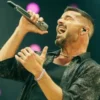 Gas lacrimógeno provoca caos en show de Ricky Martin