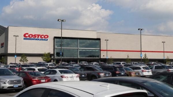 Costco abre en México la tienda más grande de América Latina