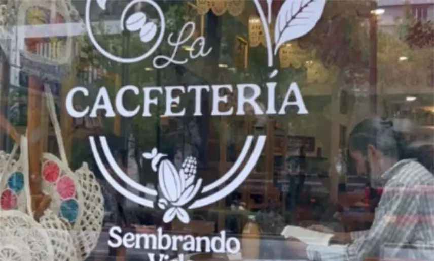 Abren la primera CACfetería del Bienestar en Paseo de la Reforma en CDMX