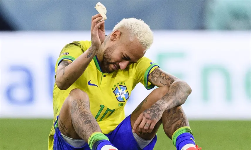 Neymar se podría perder partido de debut de Brasil en el Mundial por lesión
