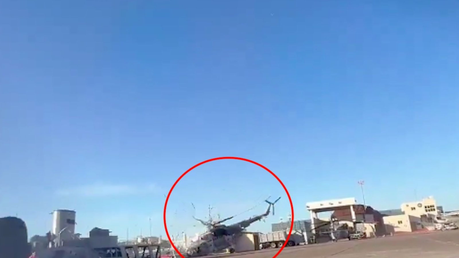 Alerta en Mazatlán: helicóptero militar sufre falla inesperada