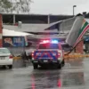 Mujer muere tras caerle anuncio debido a tormenta y fuertes vientos en Monterrey