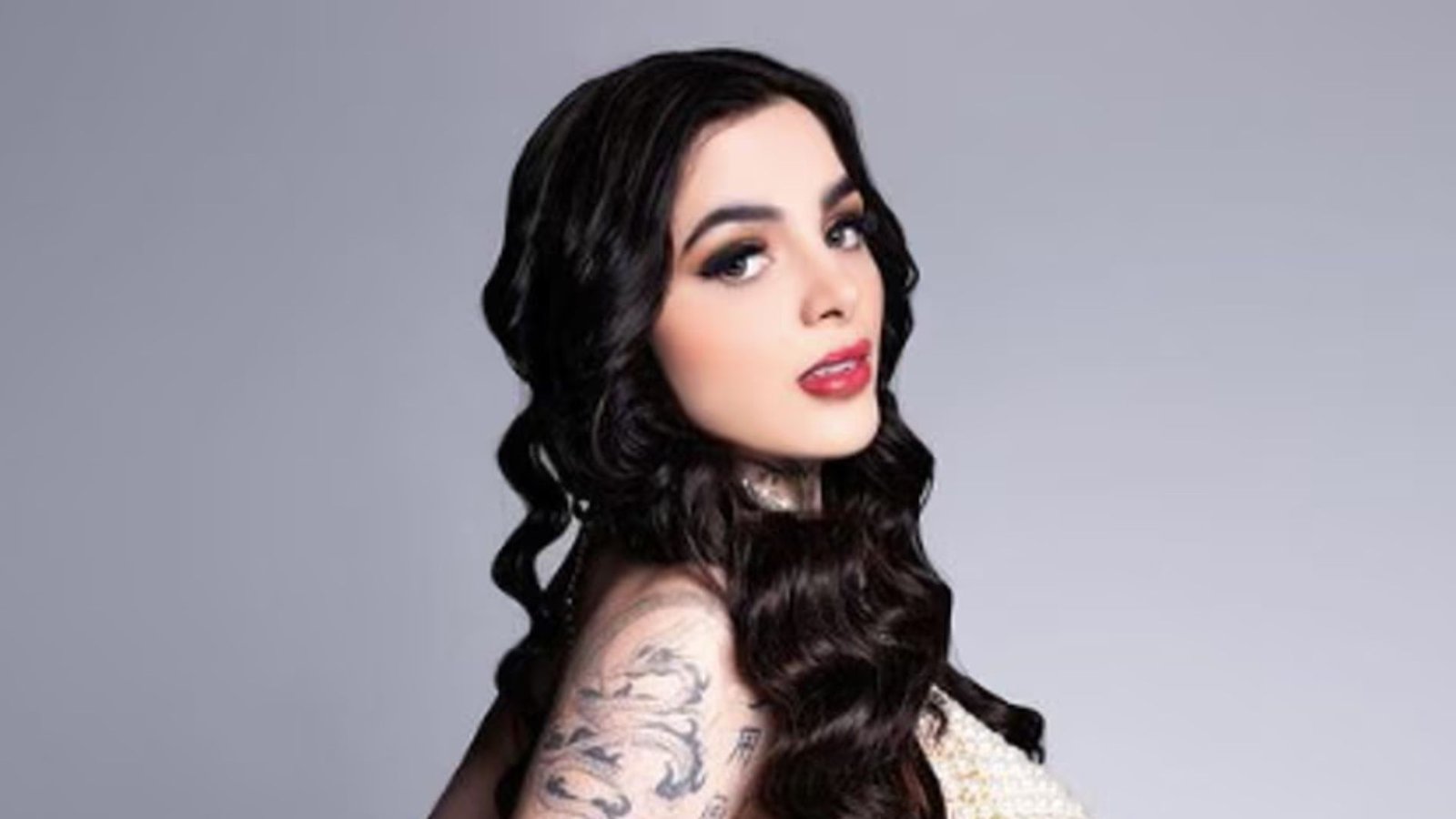 Así quedó Karely Ruiz tras su operación de pecho: el cambio se vuelve viral