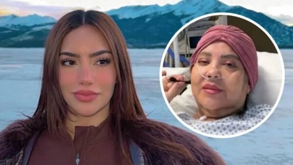Viralizan emotiva foto de KIMBERLY Loaiza frente a un ataúd; redes aseguran que era el funeral de su mamá