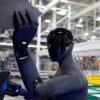 BMW prueba robots humanoides en sus fábricas