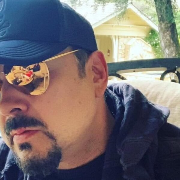 Pepe Aguilar admite que debió invitar a Peso Pluma a su proyecto