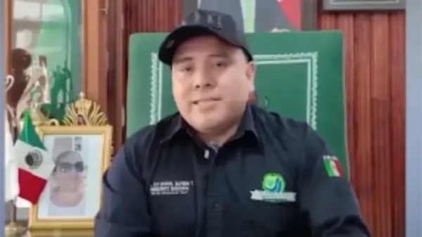 Alcalde anuncia festejo a padres con "chicas buena onda" en San Luis Potosí
