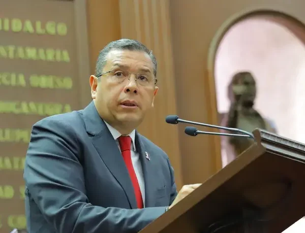 Inhabilitan por 20 años a diputado morenista de Michoacán