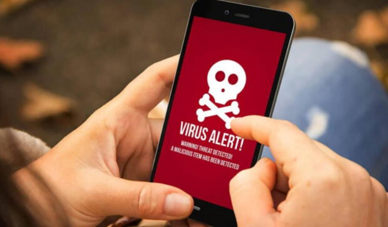 Alertan sobre aplicaciones maliciosas en Google Play que roba datos personales y bancarios