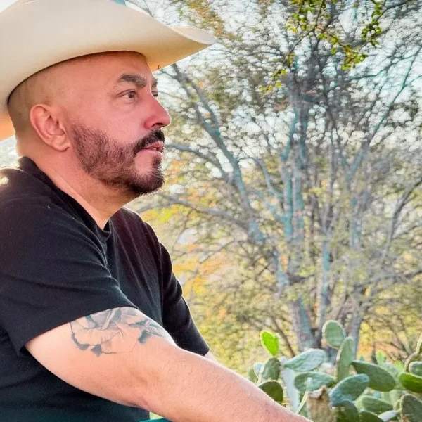 Lupillo Rivera revela que presenció cuando Aylín Mujica se enteró de la muerte de su hijo