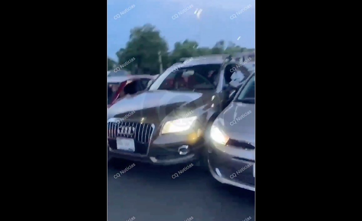 VIDEO: Mujer habría provocado carambola en Bernardo Quintana y escapó; fue detenida por la Policía Estatal