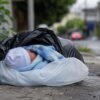 Encuentran a bebé recién nacido sin vida dentro de bolsas en calles de Edomex